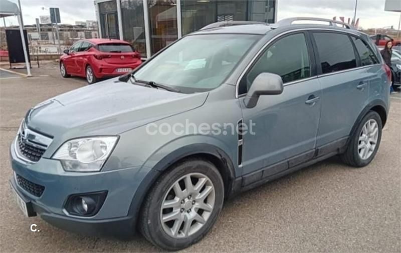 Usado Opel Antara Enjoy 163 CV (119 kW) 2012 Gris / plata SUV