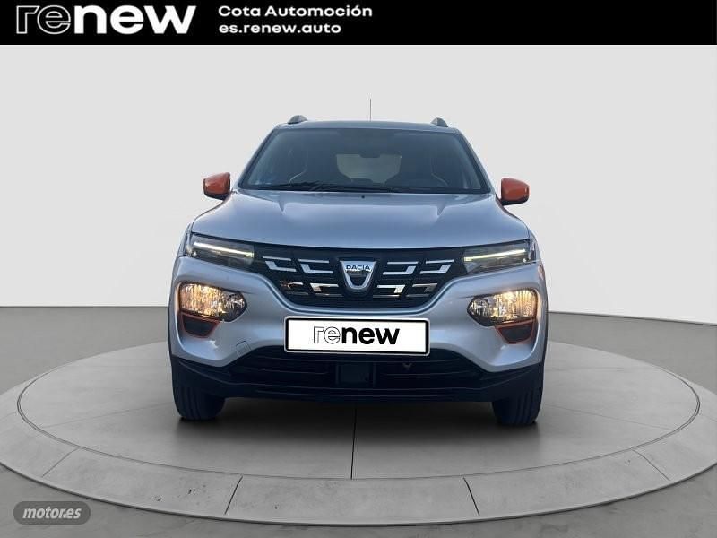 Usado Dacia Spring Expression 33 kW (45 CV) 2023 Gris claro Utilitario
