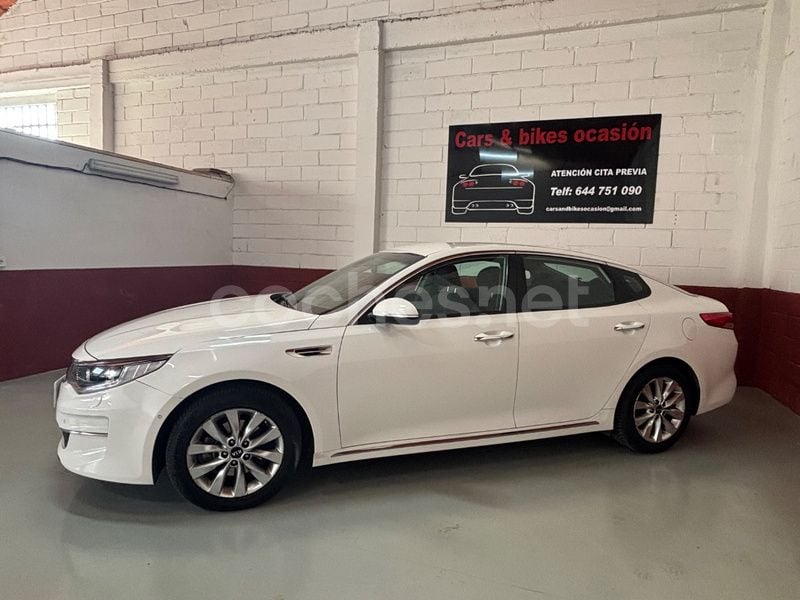 Usado Kia Optima 136 CV (100 kW) 2018 Blanco Berlina