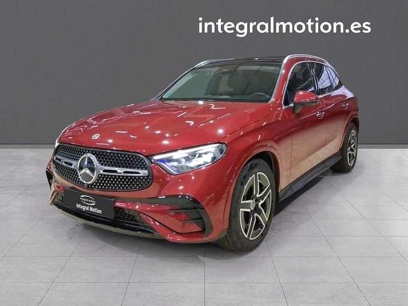 Usado Mercedes GLC200 204 CV (150 kW) 2025 Rojo SUV