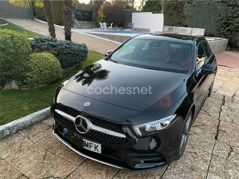 Usado Mercedes E250 218 CV (160 kW) 2023 Negro Berlina