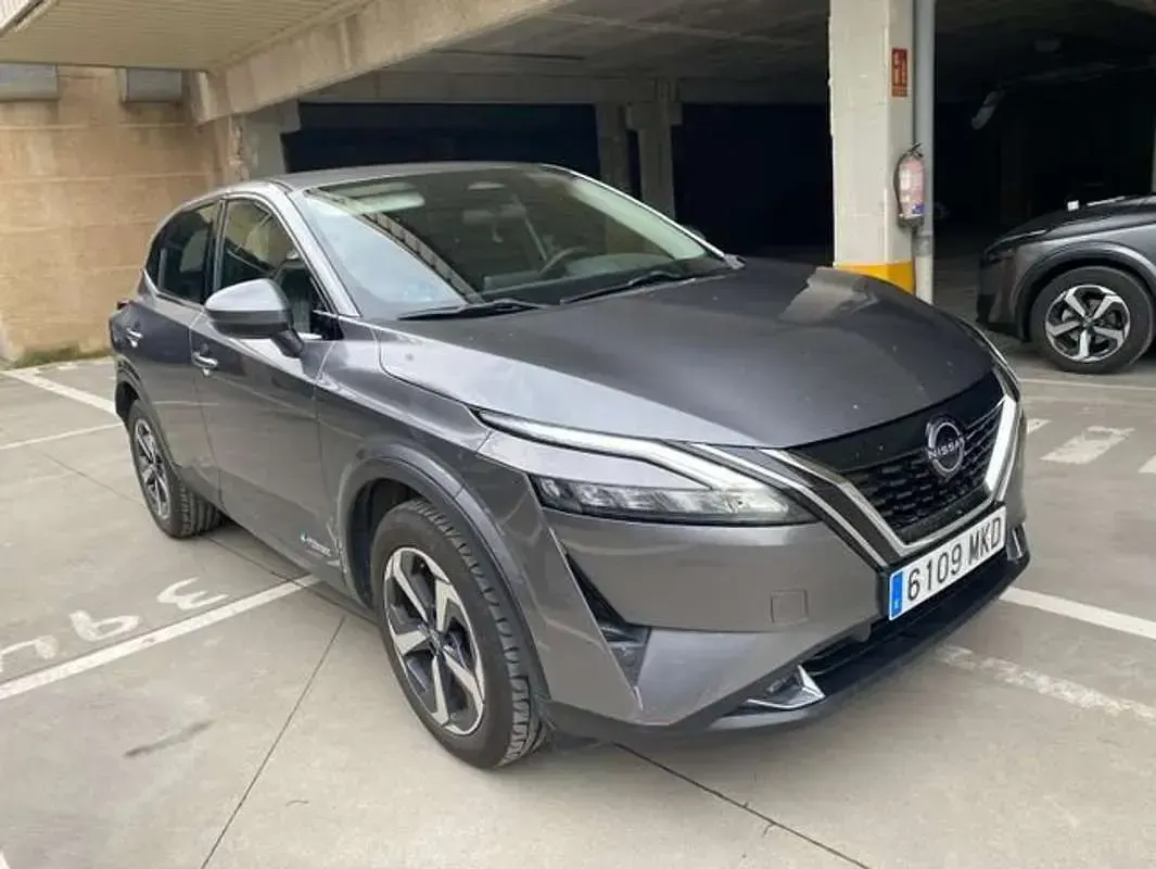 Usado Nissan Qashqai Acenta 192 CV (141 kW) 2023 Gris SUV
