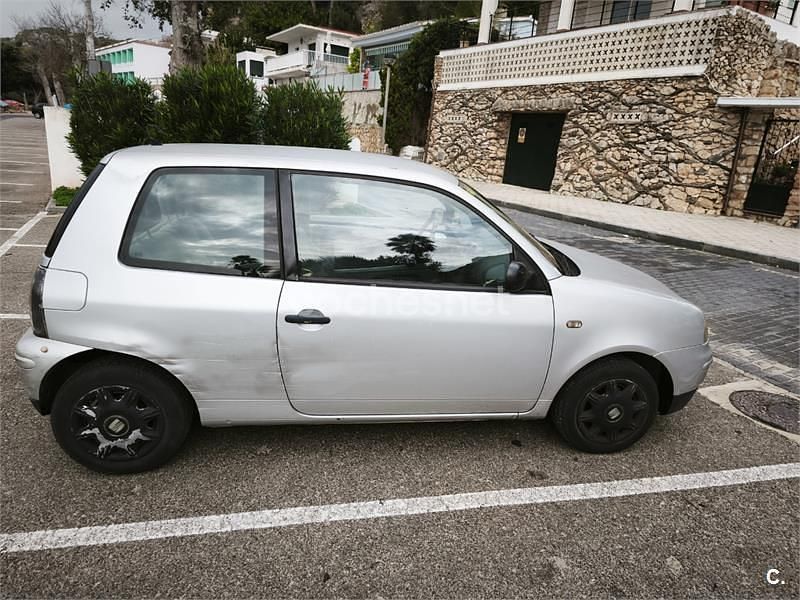 Usado Seat Arosa 50 CV (36 kW) 2001 Gris / plata Utilitario