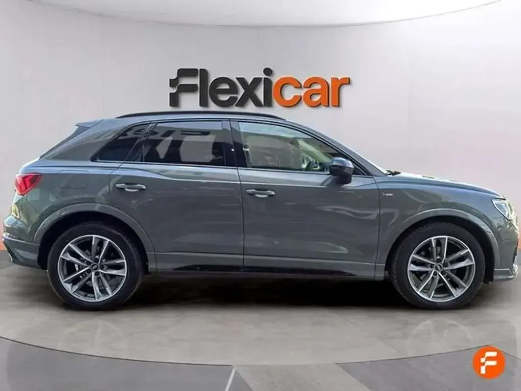 Usado Audi Q3 Premium 150 CV (110 kW) 2021 Gris SUV
