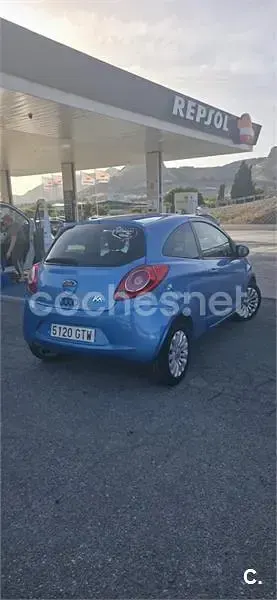 Usado Ford Ka Titanium 69 CV (50 kW) 2010 Azul Utilitario
