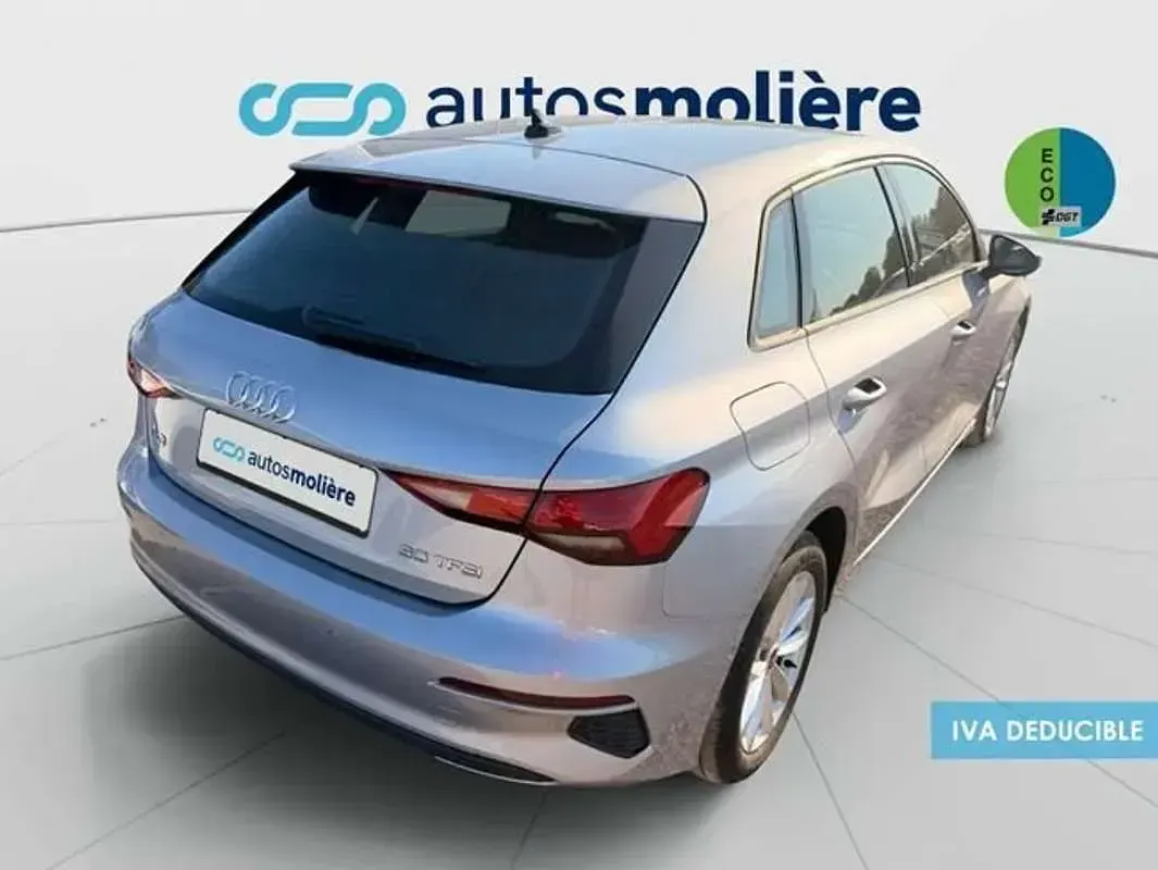 Usado Audi A3 110 CV (80 kW) 2022 Gris Berlina