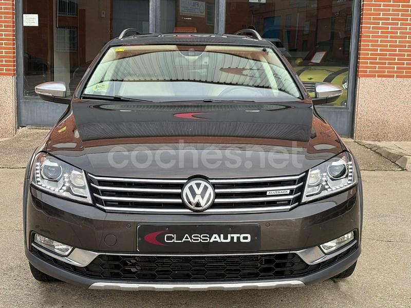 Usado VW Passat Alltrack 177 CV (130 kW) 2014 Marrón Familiar