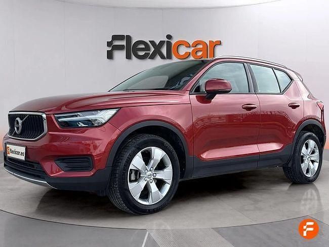 Usado Volvo XC40 Momentum 163 CV (119 kW) 2020 Rojo SUV