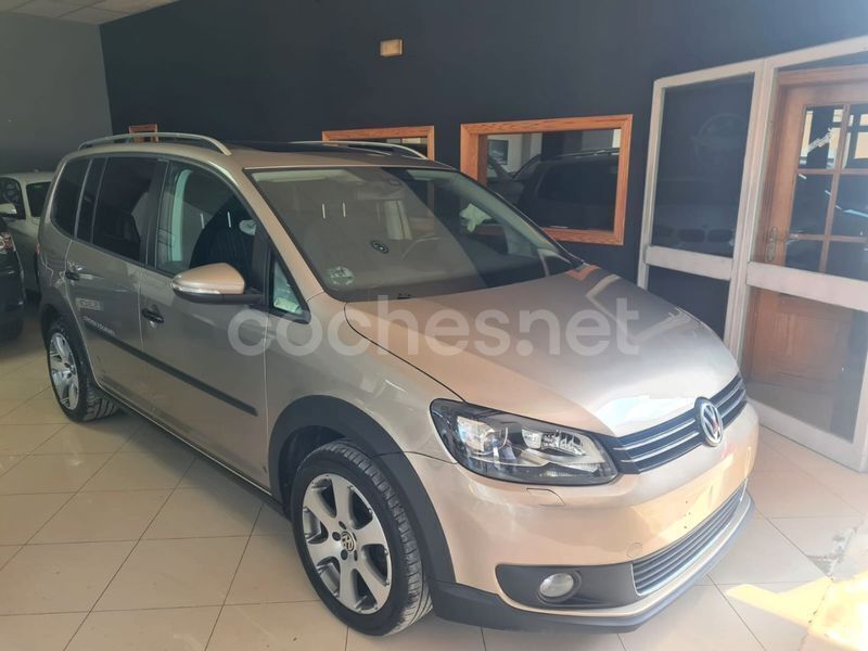 Marrón Usado 2011 VW Touran Monovolumen | 14.500 € (Caro) - Imagen 1/4