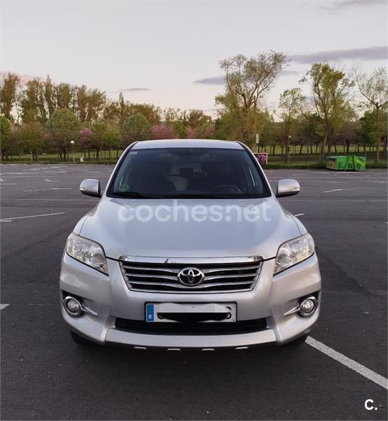 Gris / plata Usado 2010 Toyota RAV4 Executive SUV | 11.250 € (Precio justo) - Imagen 1/4