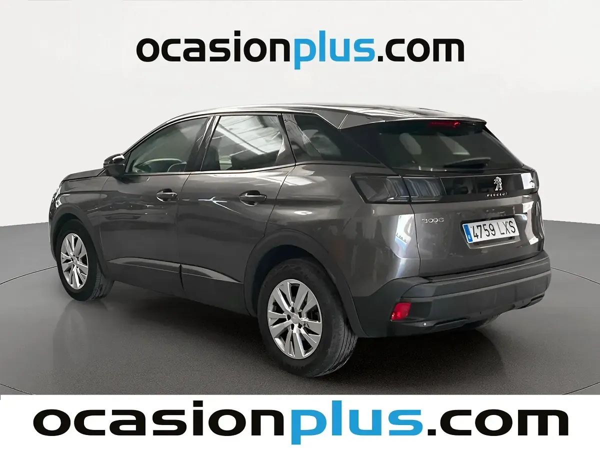 Usado Peugeot 3008 Active 131 CV (96 kW) 2022 Gris SUV