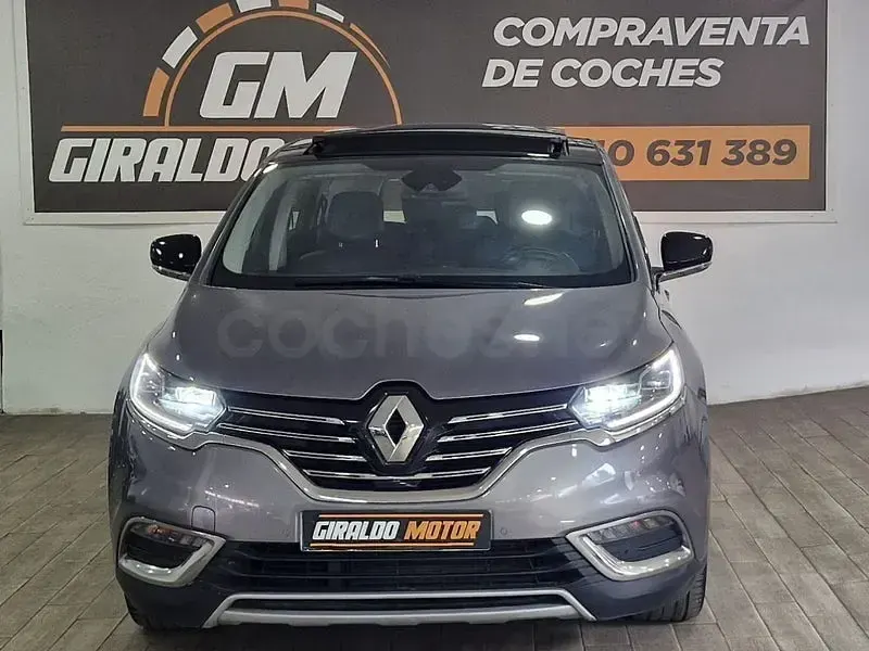 Usado Renault Espace Zen 160 CV (117 kW) 2016 Gris / plata Monovolumen