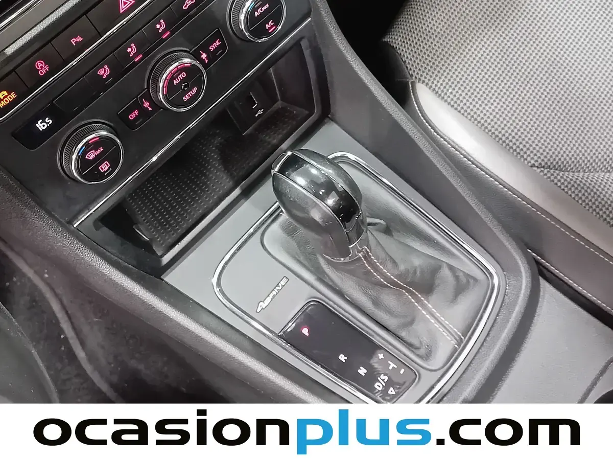 Usado Seat Leon X-Perience 4Drive 180 CV (132 kW) 2015 Familiar