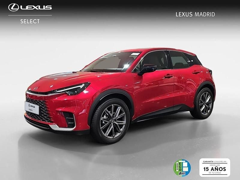 Usado Lexus LBX 136 CV (100 kW) 2025 Rojo SUV