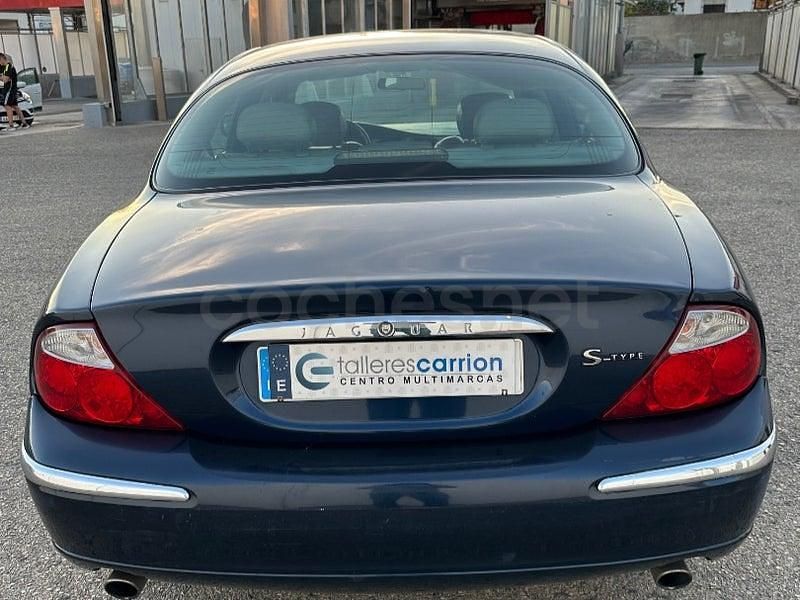 Usado Jaguar S-Type Executive 240 CV (176 kW) 1999 Azul Berlina