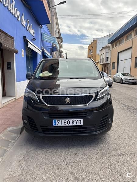 Begagnad Peugeot Traveller Active 120 HK (88 kW) 2019 Svart Minibuss