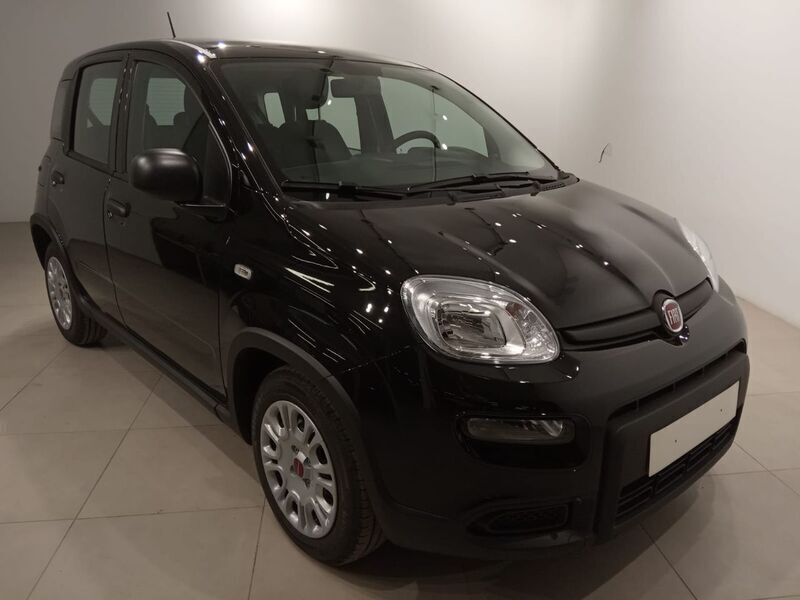 Usado Fiat Panda 70 CV (51 kW) 2024 Negro Utilitario