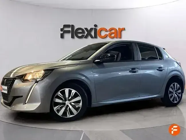 Usado Peugeot 208 Active 100 CV (73 kW) 2023 Gris Utilitario