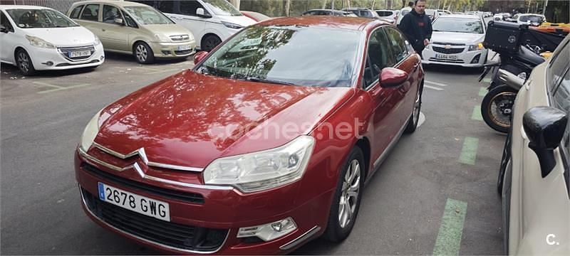 Rojo Usado 2010 Citroën C5 Berlina | 6400 € (Precio justo) - Imagen 1/4