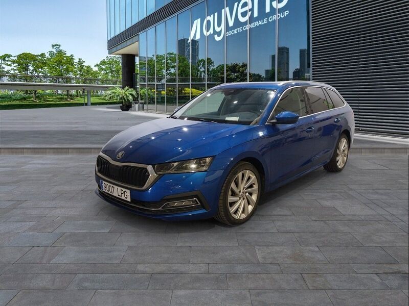 Azul Usado 2021 Skoda Octavia Style Familiar | 20.100 € (Precio justo) - Imagen 1/4