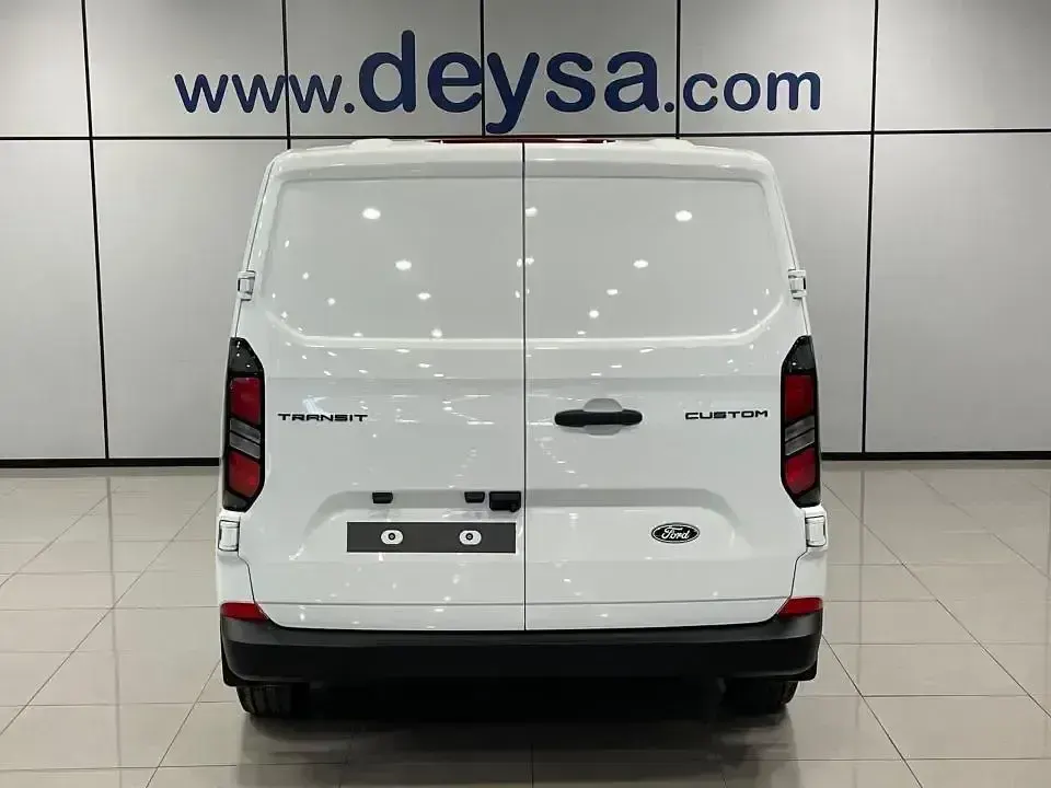 Usado Ford Transit Custom Trend 150 CV (110 kW) 2023 Blanco Van