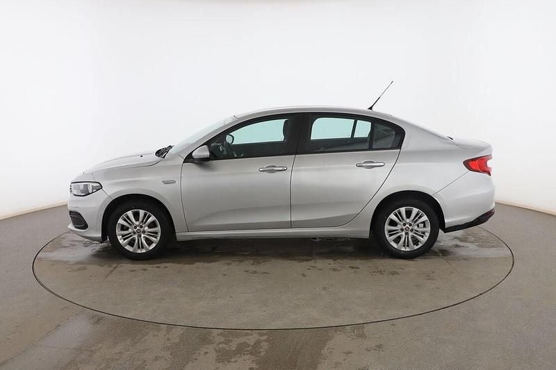 Usado Fiat Tipo Easy 95 CV (69 kW) 2018 Gris Berlina