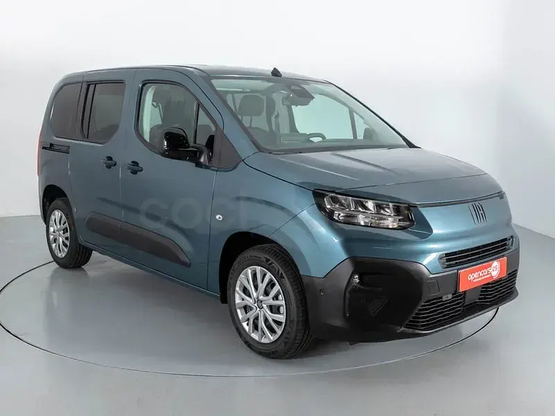 Nuevo Fiat Doblò 100 CV (73 kW) 2025 Azul Monovolumen
