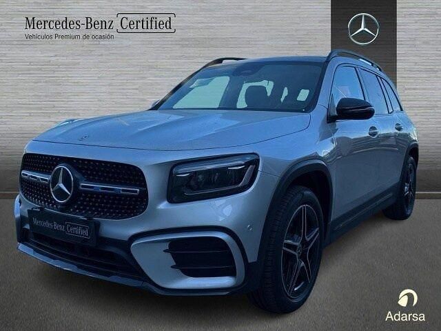 Gris Nuevo 2025 Mercedes GLB200 SUV | 56.500 € (Un poco caro) - Imagen 1/4
