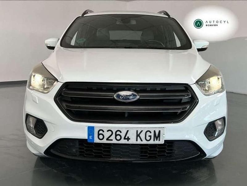 Usado Ford Kuga ST-Line 150 HP (110 kW) 2017 Branco SUV