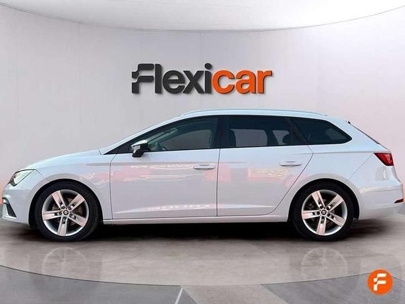 Usado Seat Leon ST FR 150 CV (110 kW) 2019 Blanco Familiar