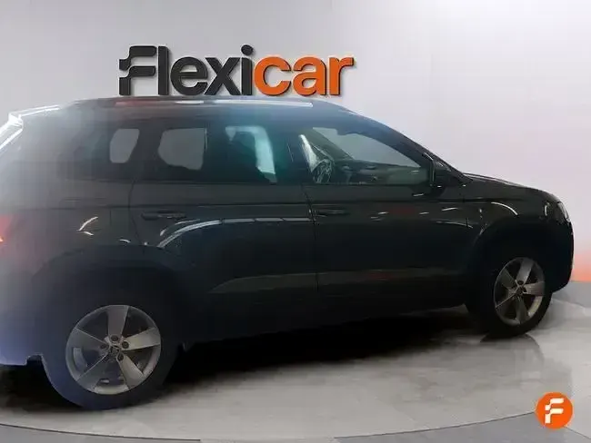 Usado Skoda Karoq Ambition 150 CV (110 kW) 2021 Gris SUV
