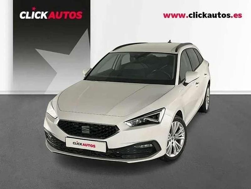 Usado Seat Leon Style 150 CV (110 kW) 2024 Blanco Familiar