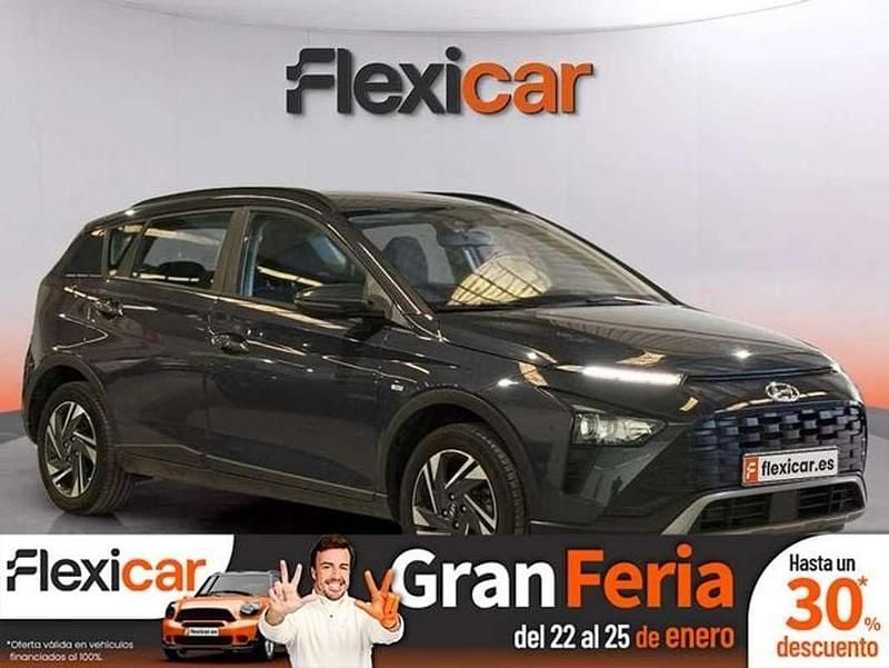 Gris Usado 2023 Hyundai Bayon SUV | 14.690 € (Precio justo) - Imagen 1/4