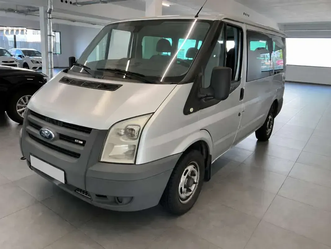 Usado Ford Transit 86 CV (63 kW) 2008 Plateado Van