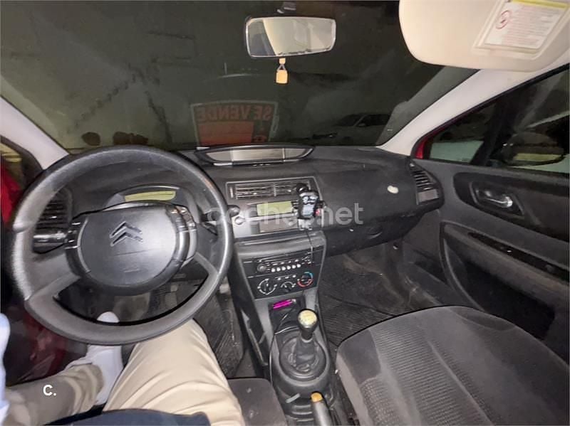 Begagnad Citroën C4 92 HK (67 kW) 2006 Röd Sedan