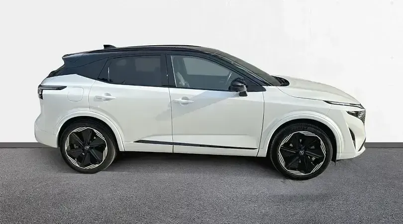 Usado Nissan Qashqai 140 CV (102 kW) 2024 Blanco negro SUV