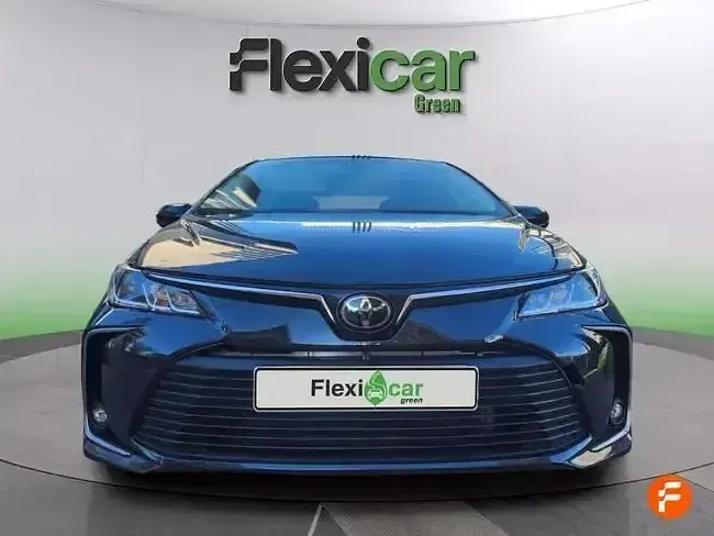 Usado Toyota Corolla Active 140 CV (102 kW) 2023 Negro Berlina
