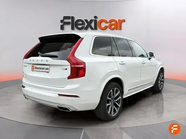 Käytetty Volvo XC90 Inscription 250 HP (183 kW) 2019 Valkoinen Katumaasturi
