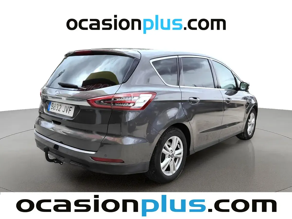 Usado Ford S-MAX Titanium 150 CV (110 kW) 2016 Gris Monovolumen