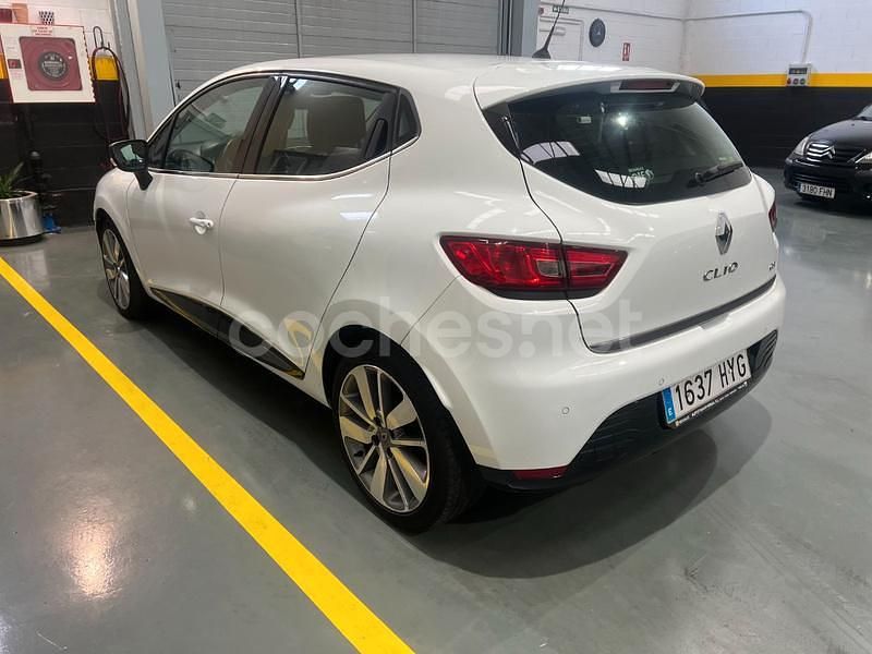 Usado Renault Clio IV Business 90 CV (66 kW) 2015 Blanco Berlina
