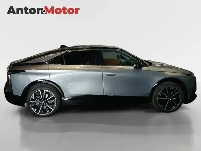 Nuevo DS Automobiles N°8 256 kW (349 CV) 2026 Verde SUV