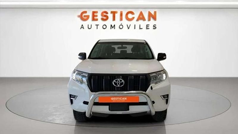 Usado Toyota Land Cruiser 177 CV (130 kW) 2020 Blanco SUV