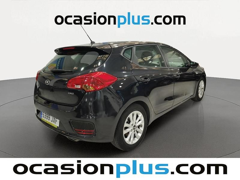 Usado Kia Ceed GT 90 CV (66 kW) 2017 Negro