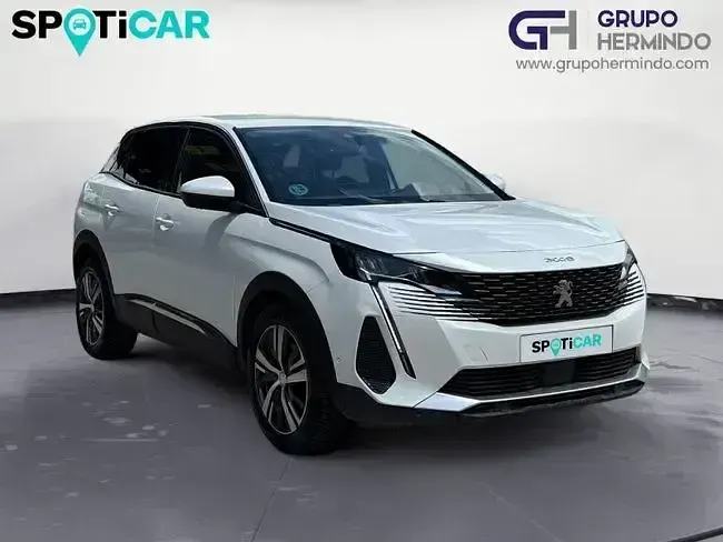 Usado Peugeot 3008 Allure 130 CV (95 kW) 2021 Blanco SUV