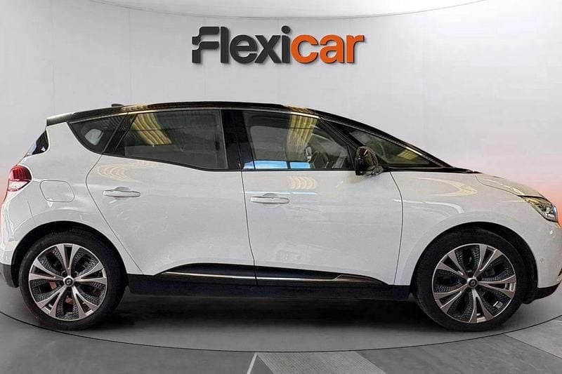 Usado Renault Scénic IV Edition One 131 CV (96 kW) 2017 Blanco Monovolumen