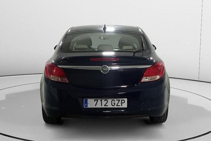 Usado Opel Insignia Edition 131 CV (96 kW) 2010