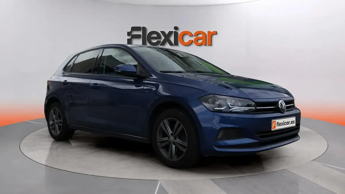 Begagnad VW Polo Advance 95 HK (69 kW) 2020 Blå Halvkombi