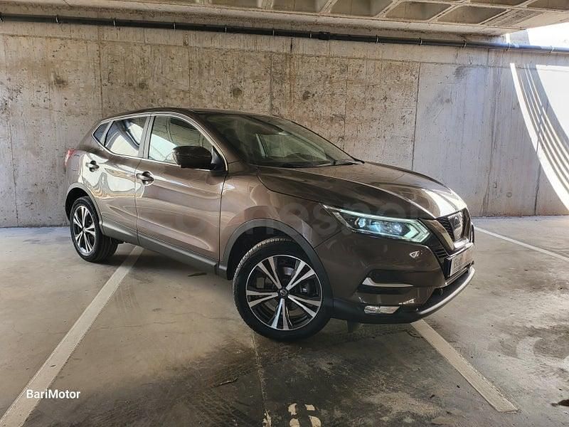 Usado Nissan Qashqai Visia 115 CV (84 kW) 2017 Marrón SUV