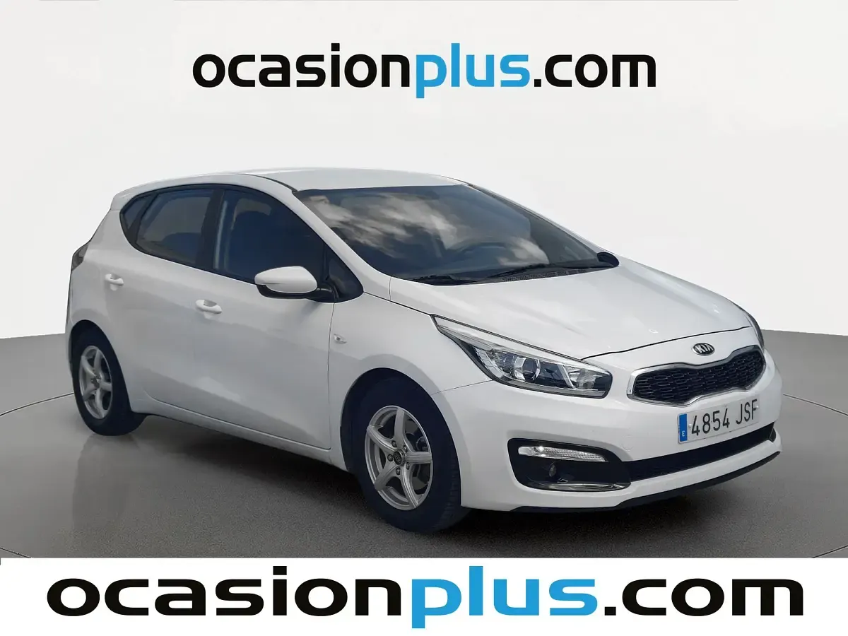 Usado Kia Ceed GT 90 HP (66 kW) 2016 Branco Citadino