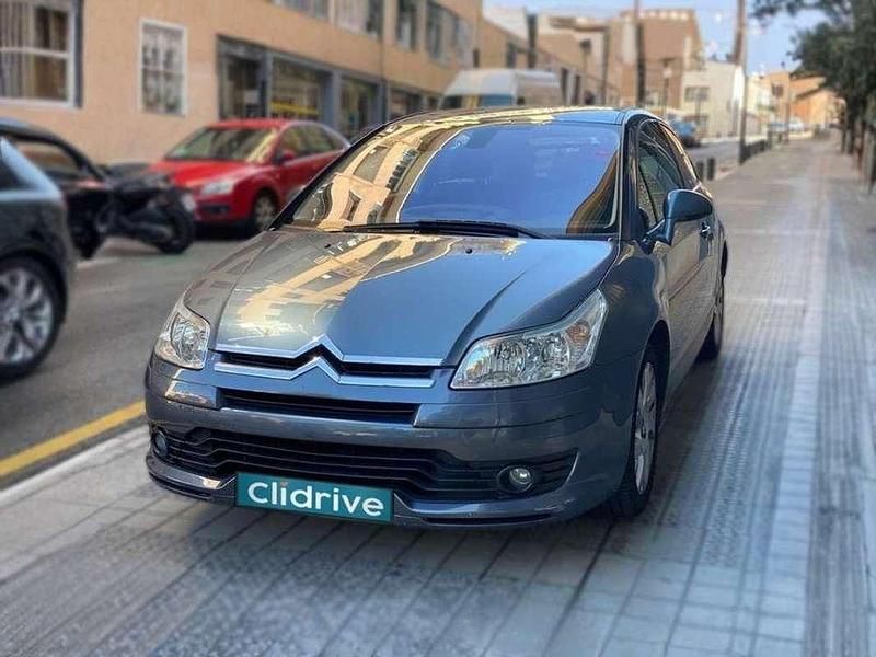 Usado Citroën C4 109 CV (80 kW) 2005 Gris / plata Berlina